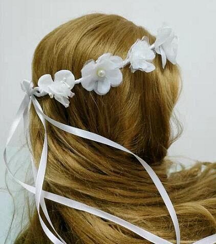 ヘッドドレス　髪飾り　カチューシャ　花びら付き　ウエディング　成人式 前撮り　結婚式 1枚目の画像