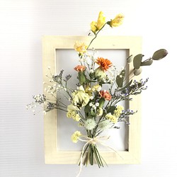 ドライフラワー花束インテリア（壁掛け） 1枚目の画像