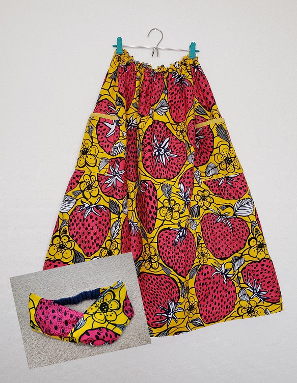ヘアターバンとアフリカ布のロングスカートのセット(イチゴ柄) ロング