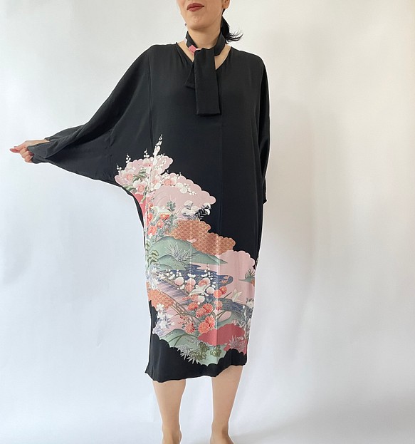 upcycled vintage kimono dress 留袖ワンピース ＜花鳥＞ 着物リメイク 