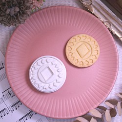 Φ50丸形クッキー型・「ダイヤ」・スタンプ付きクッキー型 1枚目の画像