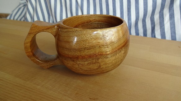　古木のクスの一木彫りコーヒーカップ 1枚目の画像