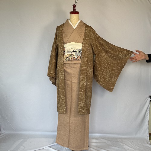 新品 正絹 袷 女物 長羽織 薄茶 松葉 着物 haori しば田 通販｜Creema