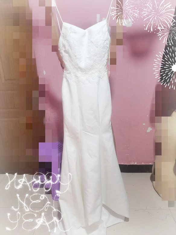 白色婚紗 V領連衣裙吊帶背心長款火車派對禮服 第1張的照片