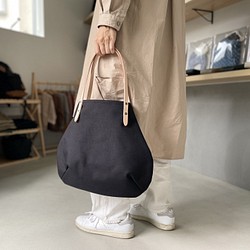 [2023 resale] Cordura and ultra-thick round tote bag - M size [黑 第1張的照片