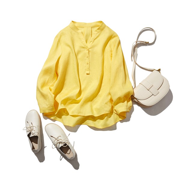 今頼れる「私の新定番」洗練スキッパーシャツで　Vネック　長袖　リネンシャツ　明るい黄色　220401-5