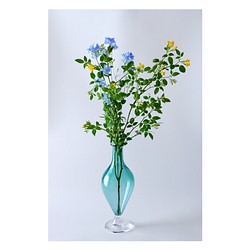 Tall Green Foot Vase 1枚目の画像