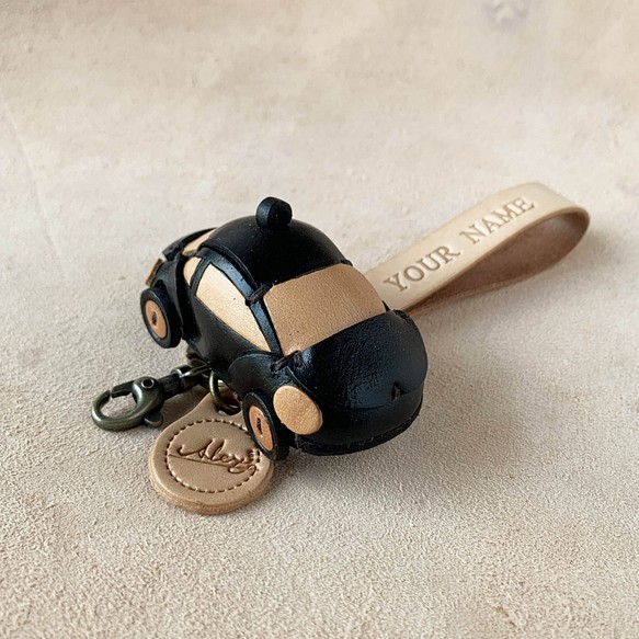 金龜車(手染黑色)-真皮植鞣 皮革鑰匙圈 吊飾 裝飾品 第1張的照片