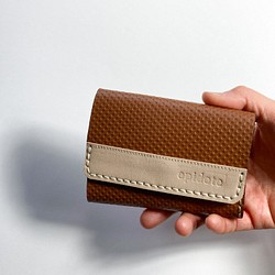 【epidote】ハンドステッチコンパクト三つ折り財布/本革ドット柄型押　brown 1枚目の画像
