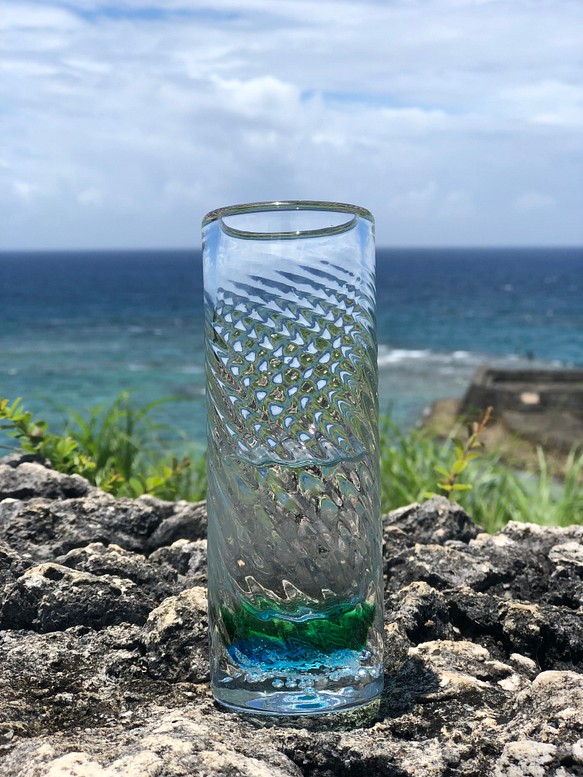 琉球ガラス 花瓶 「風浪花瓶」水緑 新規出店、送料無料キャンペーン