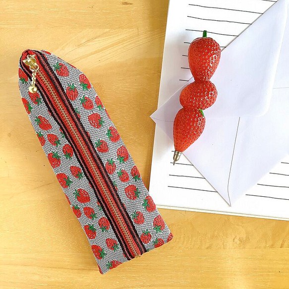 畳縁　笔盒　日式　草莓 第1張的照片