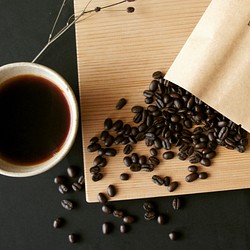 【数量限定】タイ産のコーヒー豆(深煎り・100g×2) 1枚目の画像