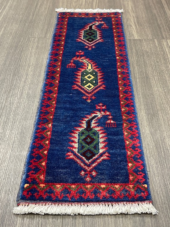可愛いミニ ラグ 手織り絨毯あがりかまちにも❣️ ヴィンテージラグ