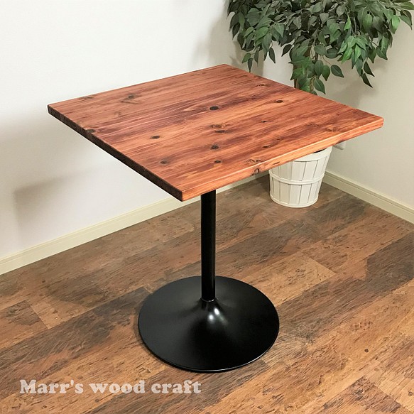 国産杉の無垢材カフェテーブル 60x60cm オイル仕上げ チェリー色