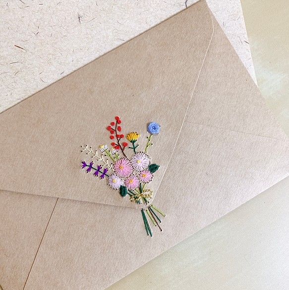 【ギフト・お祝いに】花束のレターセット／刺繍 1枚目の画像