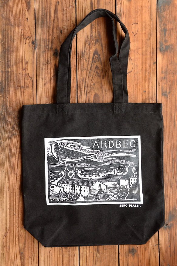 渡辺トモコ オリジナルトートバッグ Ardbeg アードベッグ トートバッグ 渡辺トモコ 通販 Creema クリーマ ハンドメイド 手作り クラフト作品の販売サイト