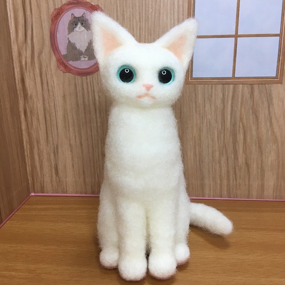羊毛フェルト　猫　ねこ　白猫