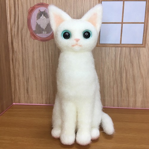 羊毛フェルト 白猫 羊毛フェルト めぐめぐ 通販｜Creema(クリーマ ...