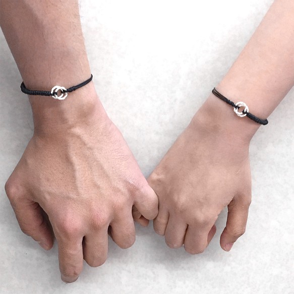 環環相扣情侶黑色手繩 | 銀手鍊 | 純銀手鍊 | 情侶手鍊 (套裝) 第1張的照片