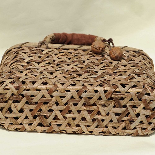 国産 山くるみ 鉄線編みのバック 送料無料 かごバッグ Basketry 通販