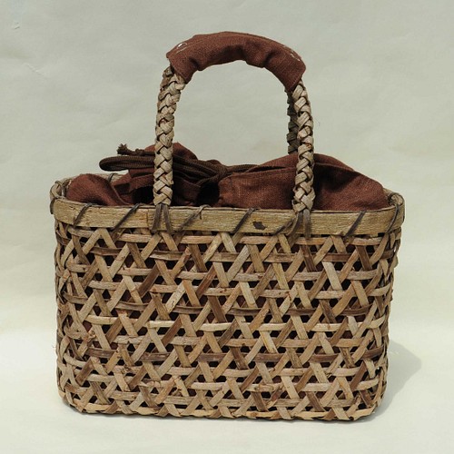 国産 山くるみ 鉄線編みのバック 送料無料 かごバッグ Basketry 通販