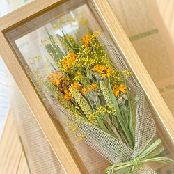 向日葵とグリーンミレットの天然ドライフラワー夏色花束ブーケ ～ ナチュラル＆透明感を楽しむフレームフラワーインテリア 1枚目の画像
