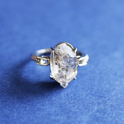 【1点もの・C】フリーサイズ　大粒　ニューヨークハーキマーダイヤモンドクォーツ　結晶　Silver925リング（指輪） 1枚目の画像