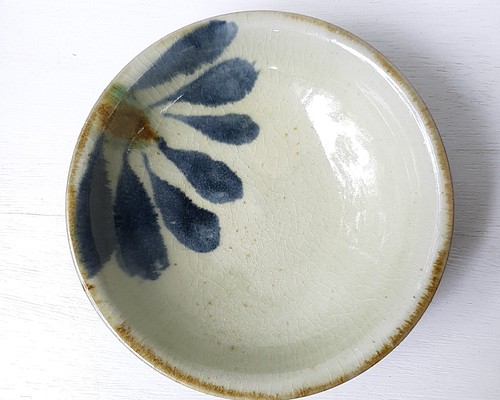 やちむん 7寸皿 中皿 sesoko pottery 通販｜Creema(クリーマ)