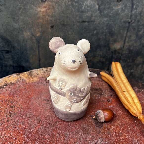 チュー助(グレーベージュ）　　陶製　/mouse/鼠 1枚目の画像