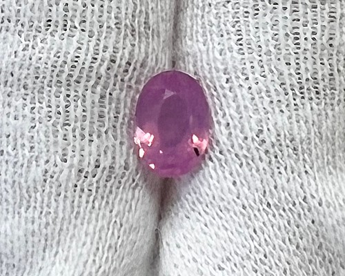 ベトナム産サファイア ルース 約0.9ct 天然石 MOMO'S GALLERY