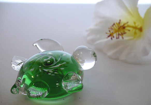 海の守り神　Honu　ガラスのウミガメ（Green) 1枚目の画像