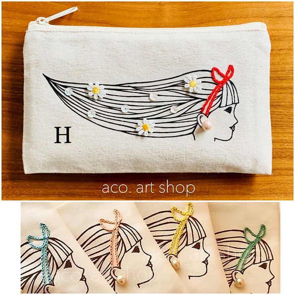 リボン刺繍の色 イニシャル 選べます パール ピアス イラスト ペンポーチ 刺繍 名入れ アルファベット イラスト Aco Art Shop 通販 Creema クリーマ ハンドメイド 手作り クラフト作品の販売サイト