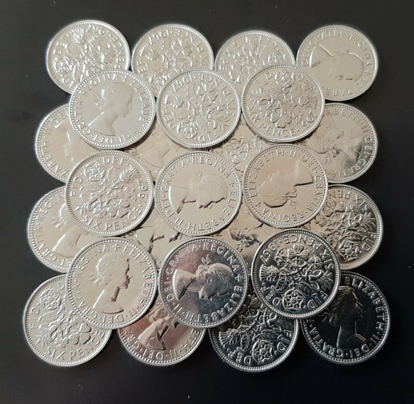 分類古銭 1967年英国の幸せのシックスペンス 25枚セット イギリス から