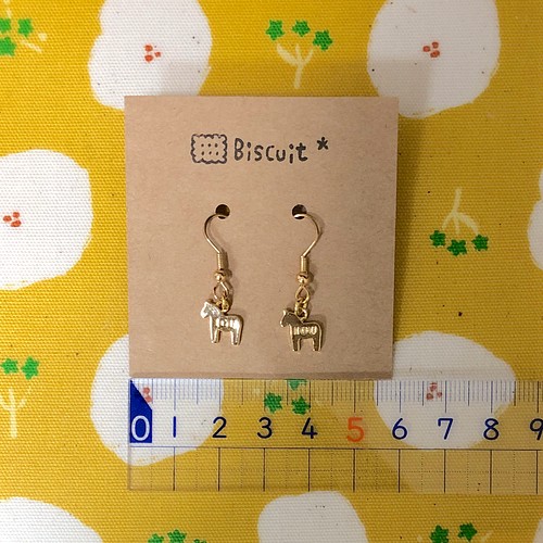 お馬さん♡ピアス ピアス（フック・チェーン） Biscuit * 通販｜Creema