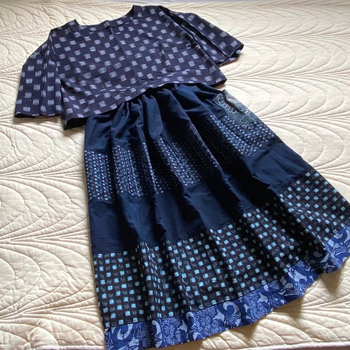 古布雪ん子絣、藍型染のツーピース(ドロップブラウス＆ロングスカート
