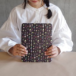 yukino iPad case「Flowers」 1枚目の画像