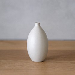 一輪挿し(2) 白　ドライフラワー　生花　花瓶　陶器 1枚目の画像
