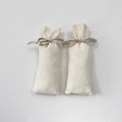 和紙布で作った消臭や除湿効果のある袋　「ブリオッシュ」　Lサイズ　２個セット 1枚目の画像