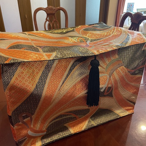豪華純金箔刺繍の袋帯リメイク タッセル付き正絹収納ボックス 