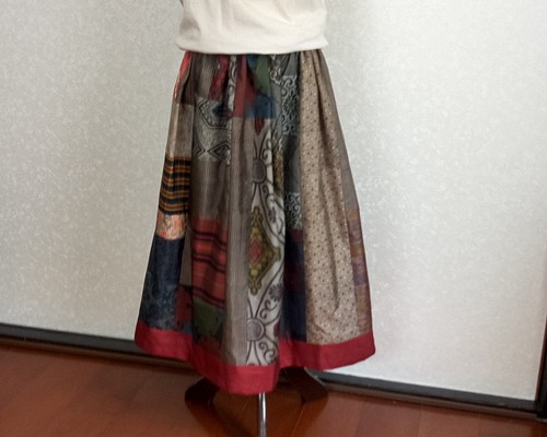 大島紬　グリーンマルチカラー　着物リメイクパッチマキシスカート