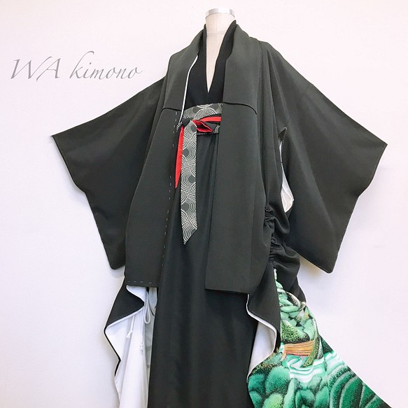 着物リメイク たっぷりドレープマキシカーディガン 長さ調節可能 和柄 イベント 撮影 風景画 黒 緑 N612 和装・和小物 和 kimono