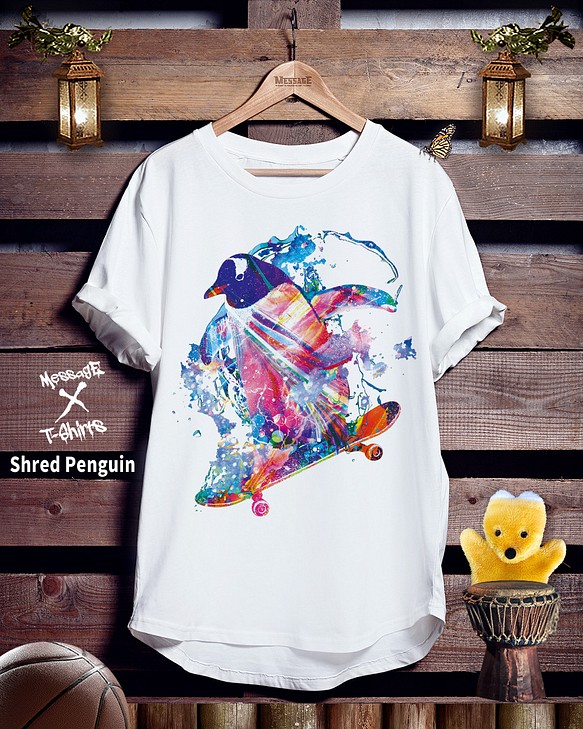 スケートボードTシャツ「Shred Penguin」 1枚目の画像