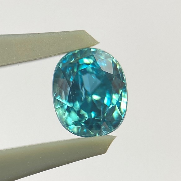 ブルージルコン ルース 1.22ct カンボジア産 www.disdukcapil.paserkab