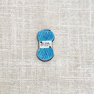 【木製ボタン】毛糸　ブルー 1枚目の画像