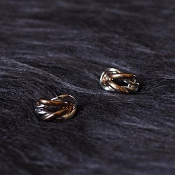 玫瑰金x麻花銀氣質綴點 古蕫珠寶耳針飾品 耳環 piercing earrings 第1張的照片