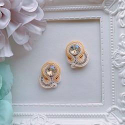 受注生産》紫×水色×黄緑ピアス Feminine Earrings ピアス（スタッド