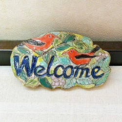 ハワイ・鳥の陶板　WELCOME　イーヴィ　ハナミツスイドリ　インテリア飾り・壁掛け　カラフル　植物　手作り陶器・陶芸 1枚目の画像