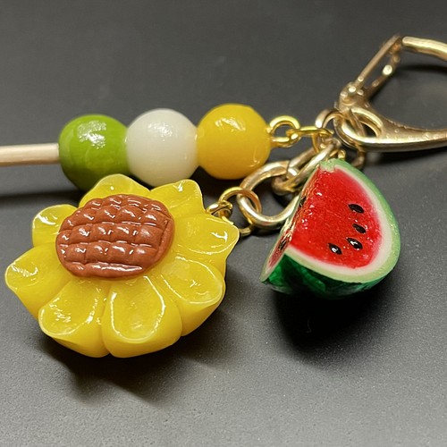 ひまわりの練り切り和菓子キーホルダー♡フェイクスイーツ 小物