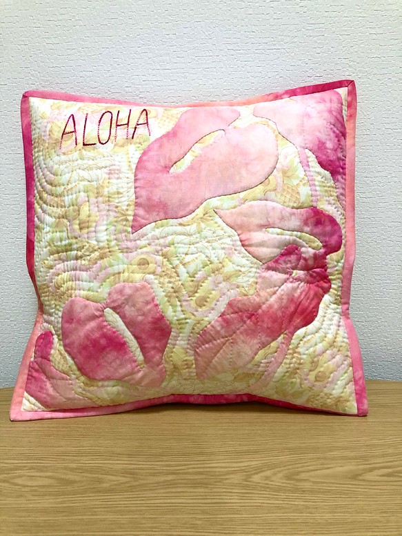 Hawaiianquilt Anthurium pink クッションカバー 1枚目の画像