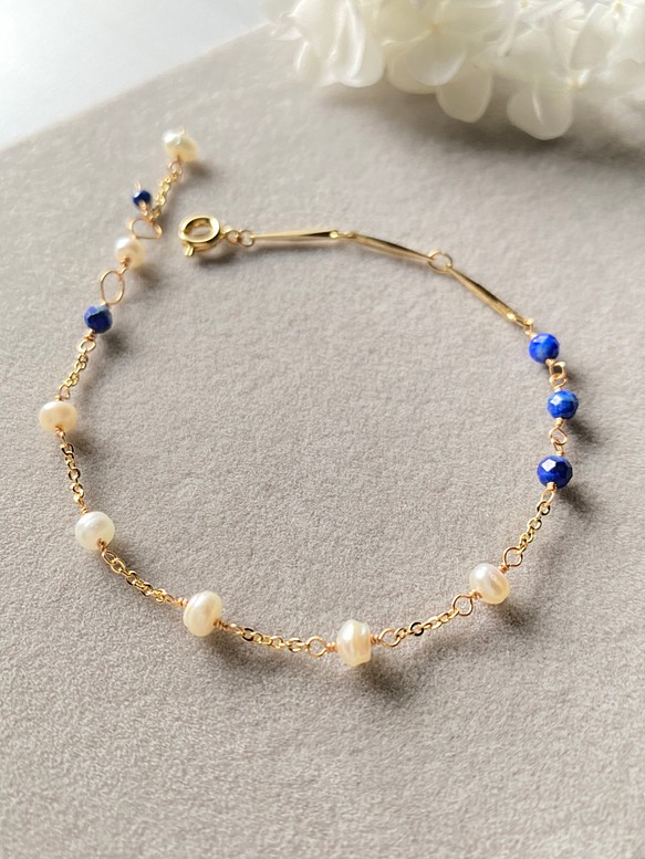 « Rienne » ラピスラズリと淡水真珠のブレスレット bracelet+ /ac291 1枚目の画像